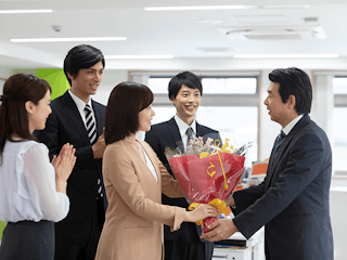 定年退職したときの保険の見直し方
