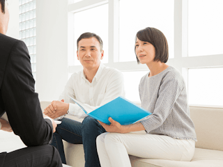 50代以降の共働き夫婦の保険の見直し方