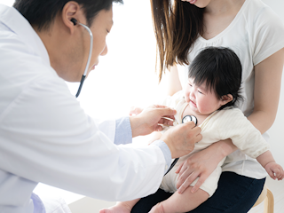 妊娠したらもう一度保険の見直しを！先を見据えて保障を考えよう