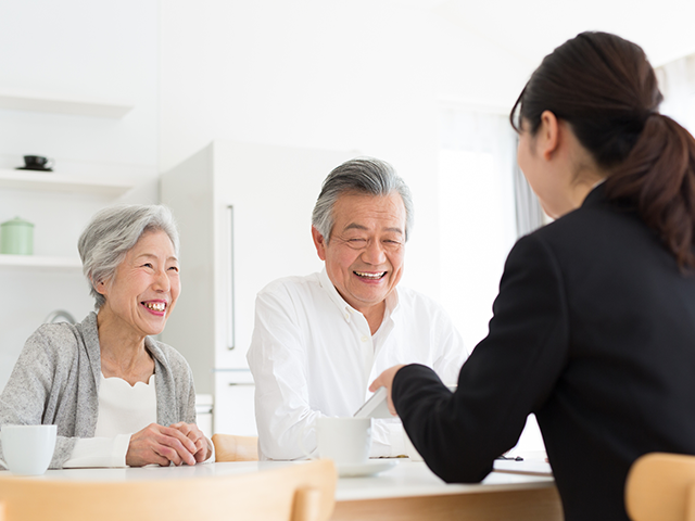 家族に少しでものこしたい。50代・60代におすすめの生命保険3選