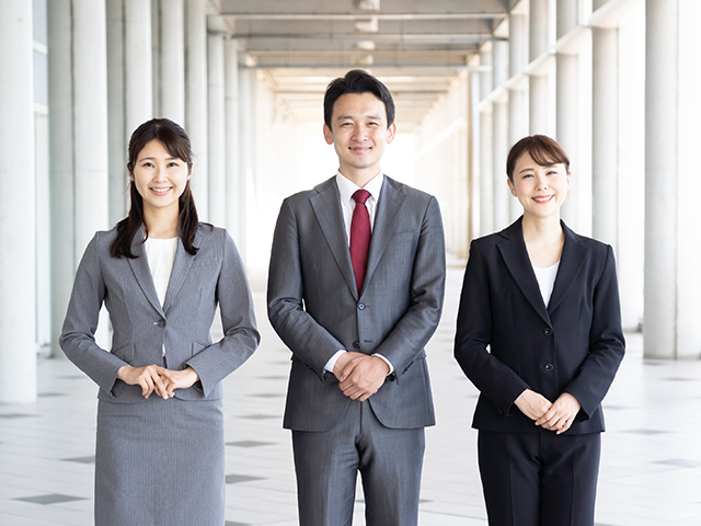 年代ごとのリスク対策に、保険を活用!