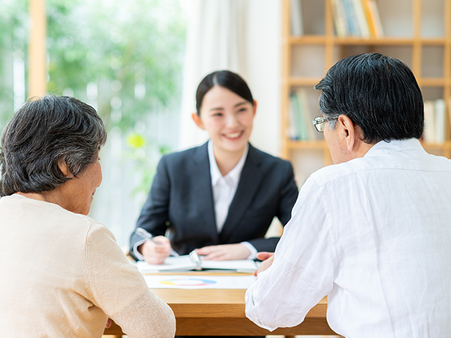 シニアライフを楽しみたい人はFPに相談を